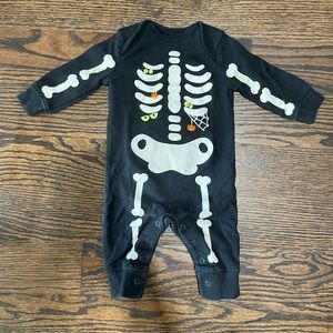 Carter’s Skeleton Halloween Jumpsuit 3m